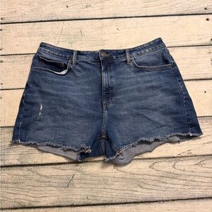LC Lauren Conrad denim jean raw hem shorts. 16W short